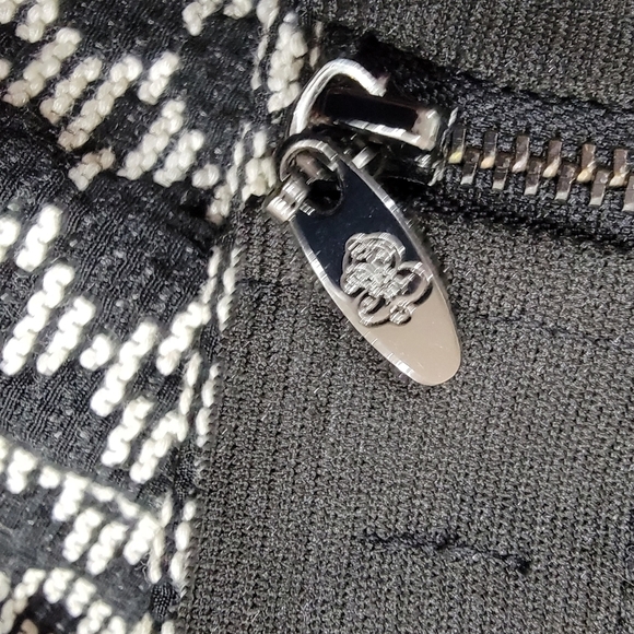 Reserved Black and White Pleated A-Line Skirt UK 14 = US 10 - Picture 9 of 15